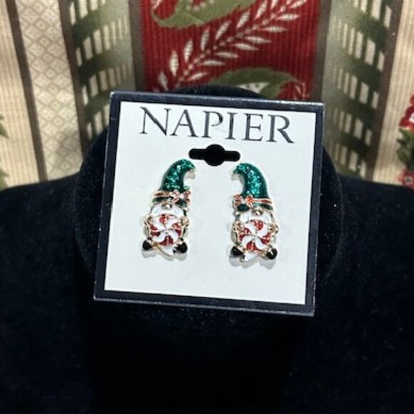 HOLIDAY🎄🎄NAPIER NWT - Gnome Holiday EARRINGS - Picture 4 of 4